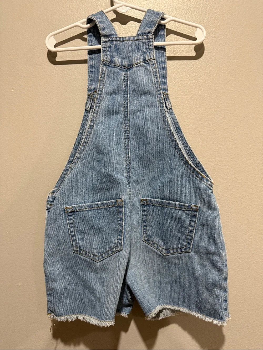 The Children's Place Light Blue Denim Short Overalls with Fun Patches size 6X/7